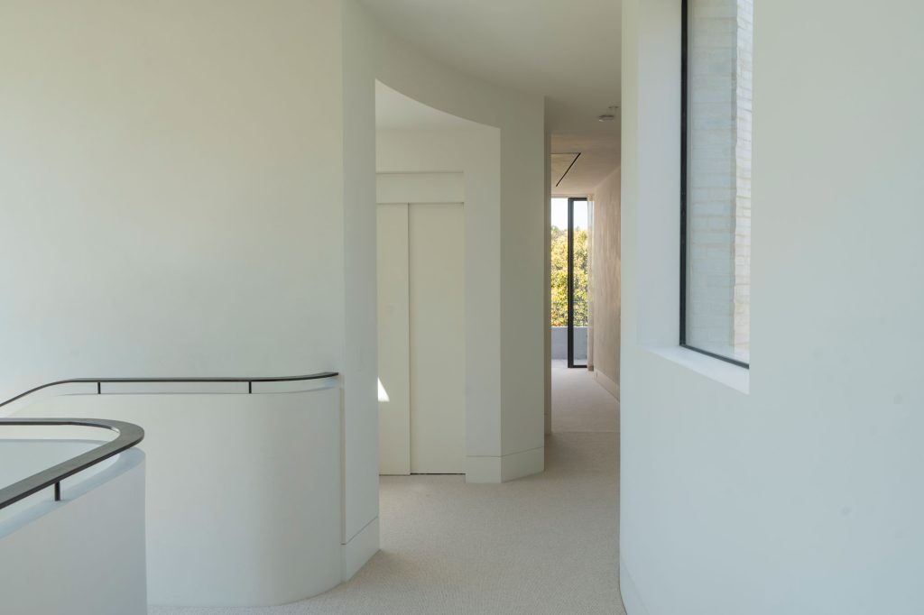 A7406498 HDR Brighton Architectural Build